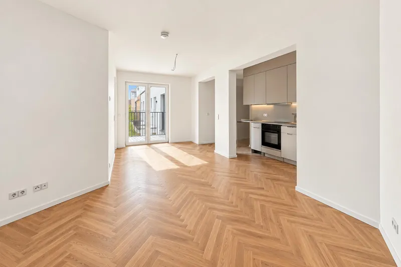 ZWEI ZIMMER PENTHOUSE MIT TERRASSE im schönen Charlottenburg — photo 1